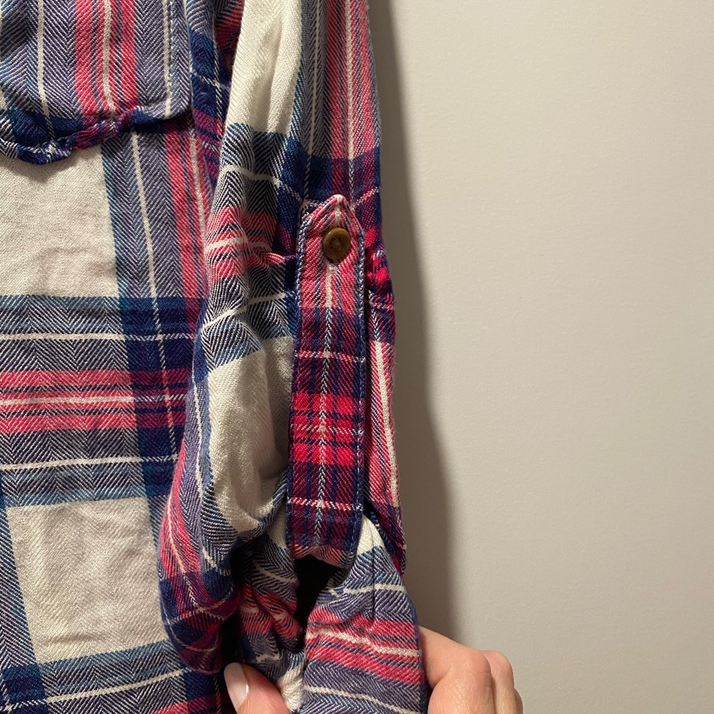 Plaid two pocket button down shirt - Picture 3 of 3